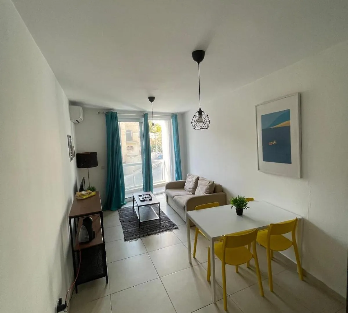 Modern Apartment In Central St Julians Saint Julian's