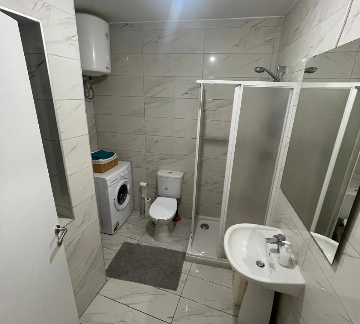Modern Apartment In Central St Julians Saint Julian's