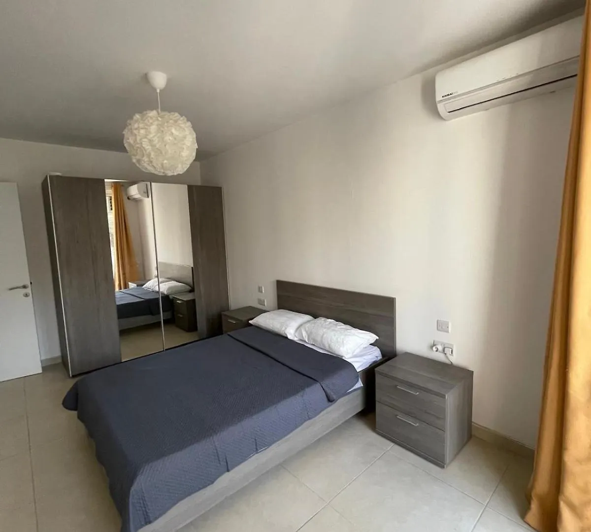 Modern Apartment In Central St Julians Saint Julian's