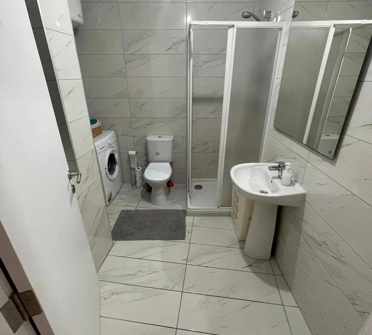 Modern Apartment In Central St Julians Saint Julian's